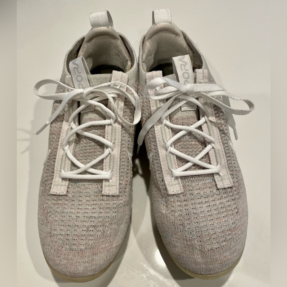 Nike Air Vapormax 2021 Flyknit Women’s 8